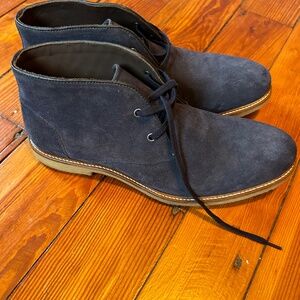 men's size 9.5 Chukka boots